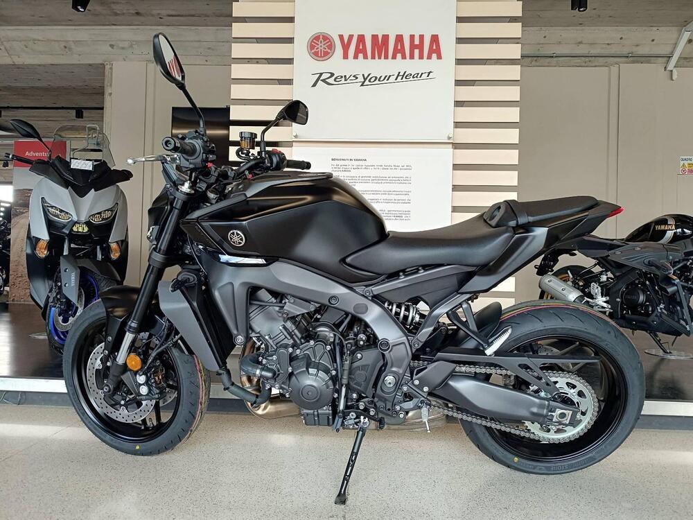 Yamaha MT-09 (2024 - 25) (4)