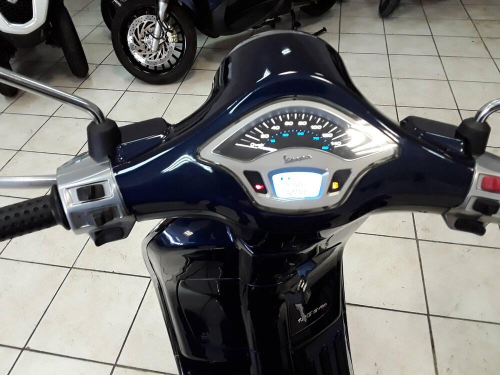 Vespa Primavera 125 3V ie (2014 - 16) (4)