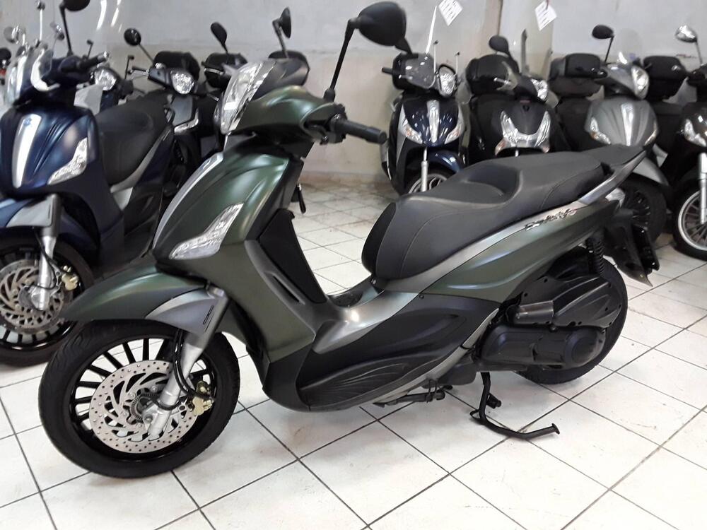 Piaggio Beverly 300 S i.e. ABS-ASR (2016 - 20) (3)