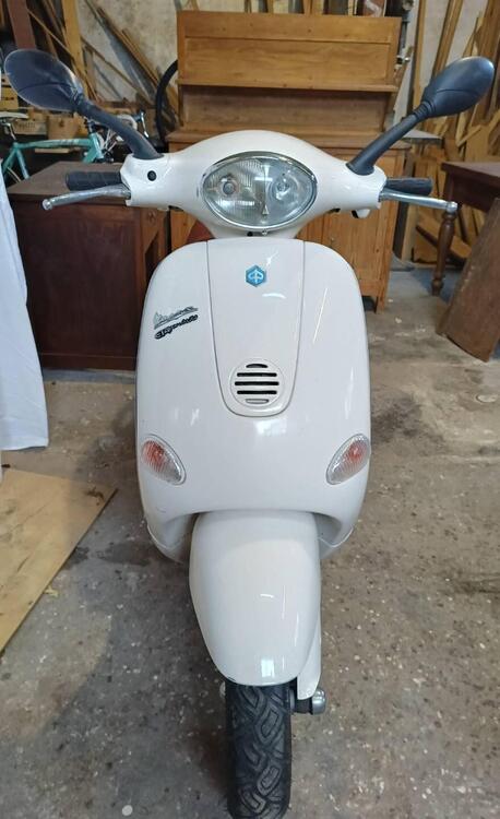 Vespa 150 ET4 (1999 - 01) (2)