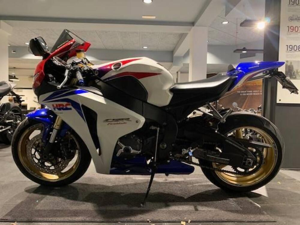 Honda CBR 1000 RR Fireblade (2008 - 11) (2)