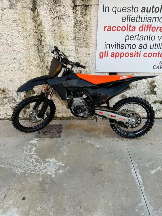 KTM 450 SX-F (2023)