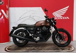 Moto Guzzi V7 III Stone (2017 - 20) usata