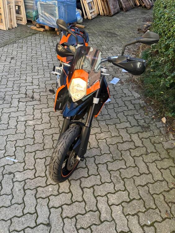 KTM 950 Supermoto (2006 - 08) (4)