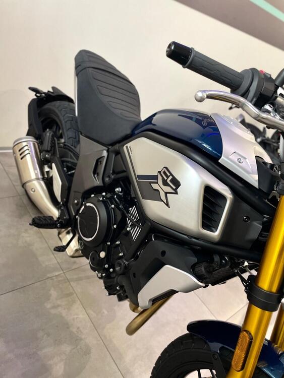 CFMOTO 700CL-X Heritage (2021 - 25) (3)