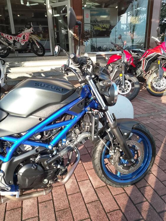 Suzuki SV650 (2021 - 25) (4)