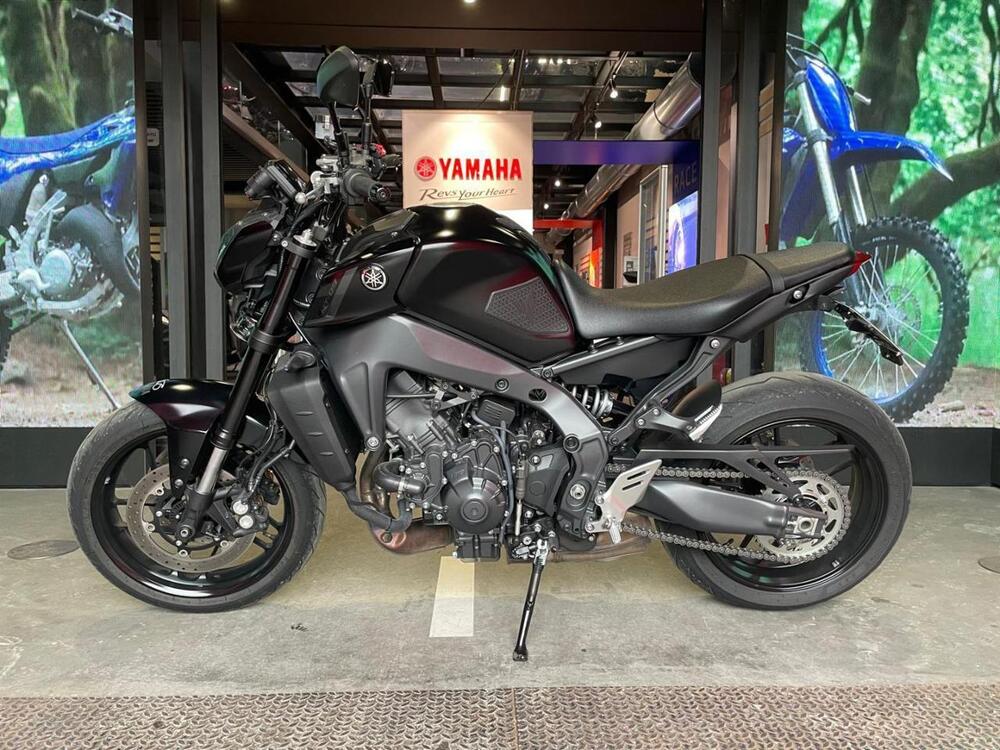 Yamaha MT-09 (2021 - 23) (4)