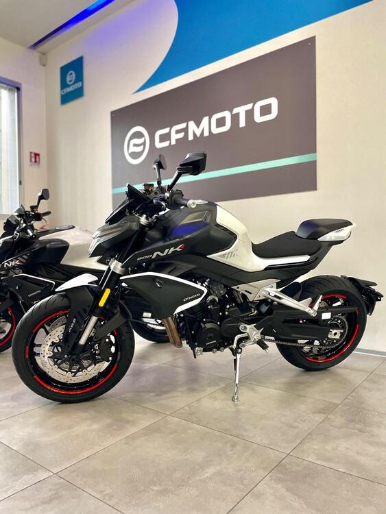 CFMOTO 800NK Advanced (2023 - 25)