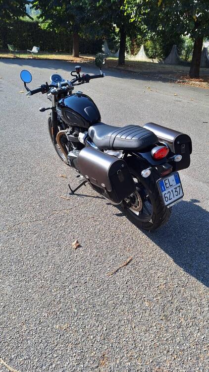 Triumph Street Twin 900 (2017 - 18) (2)