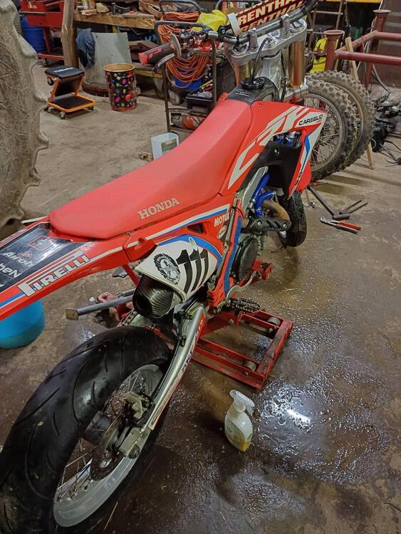 Honda CRF 450 R (2017) (5)