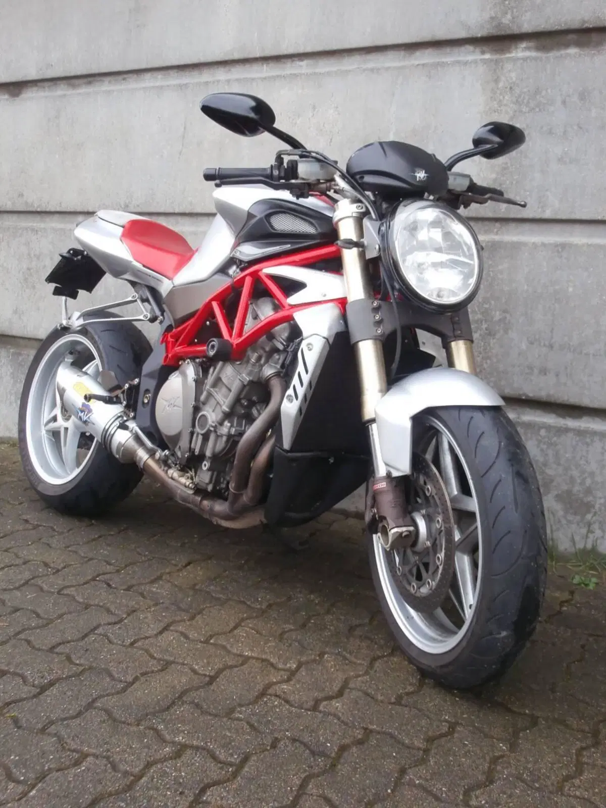 MV Agusta Brutale 910 S (2005 - 11) (2)