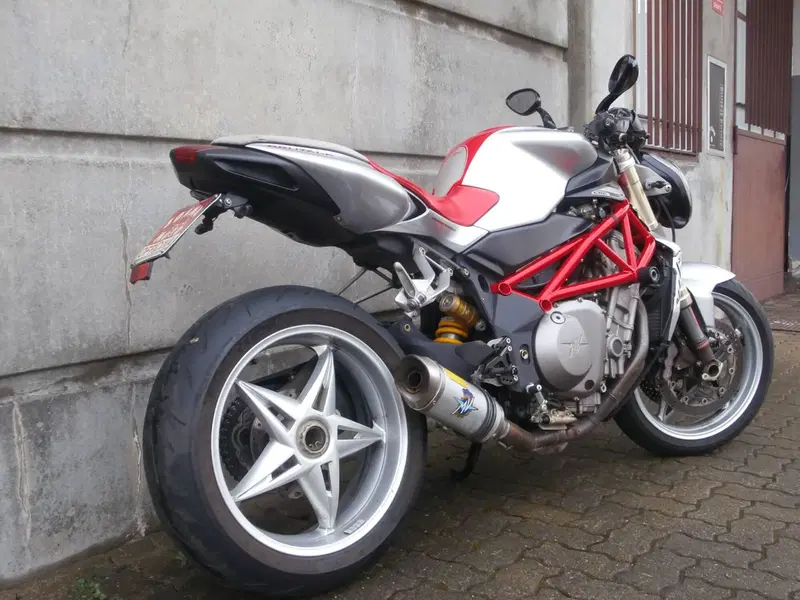 MV Agusta Brutale 910 S (2005 - 11) (8)