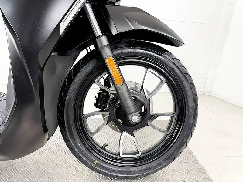 Voge Sfida SR16 125 (2025 - 26) (9)
