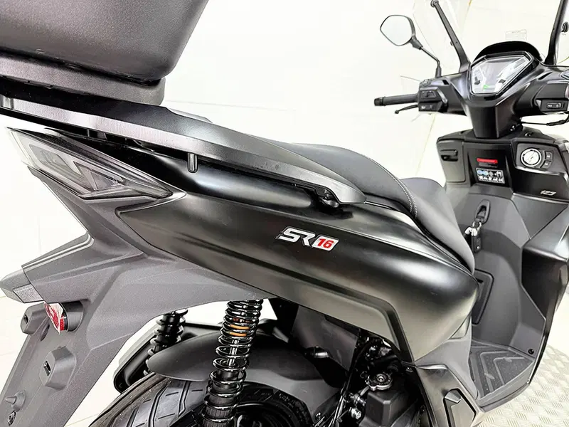 Voge Sfida SR16 125 (2025 - 26) (11)