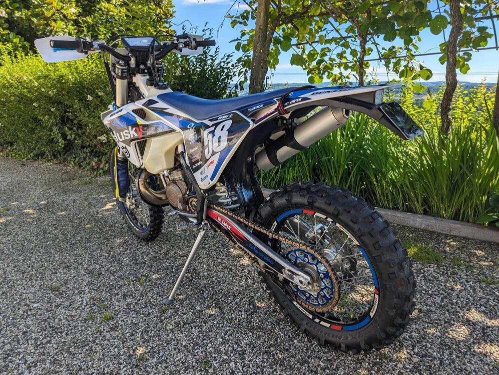 Husqvarna TE 300i (2019) (4)