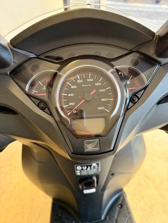 Honda SH 300 i ABS (2016 - 20) (5)