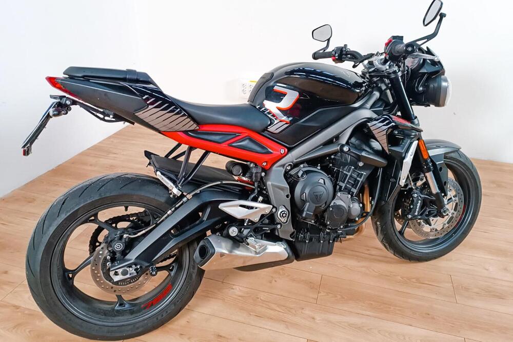 Triumph Street Triple 765 R (2023 - 25) (3)