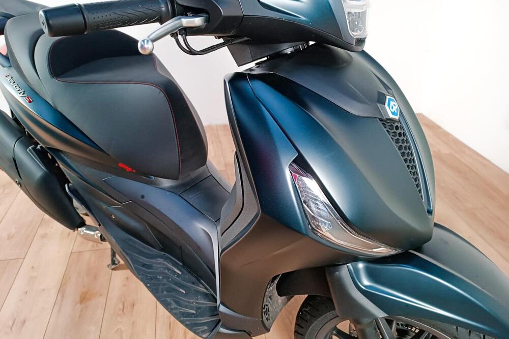 Piaggio Beverly 400 ABS-ASR (2021 - 25) (5)