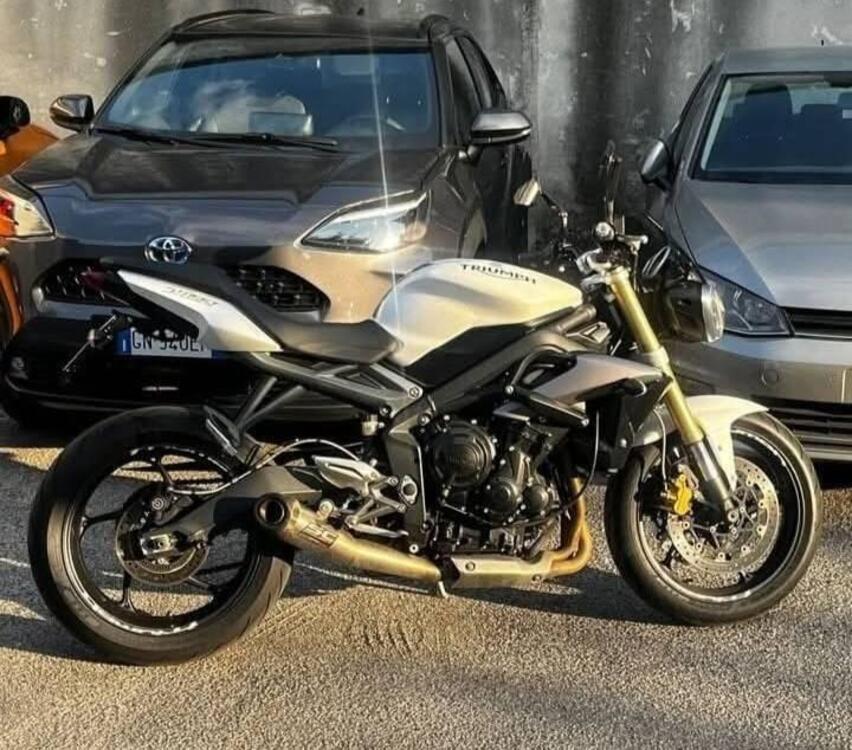 Triumph Street Triple ABS (2013 - 17) (5)