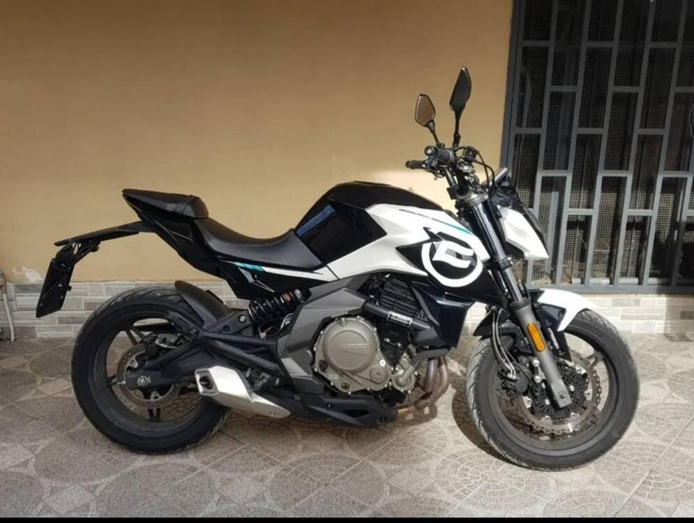 CFMOTO 650NK (2021 - 24) (4)