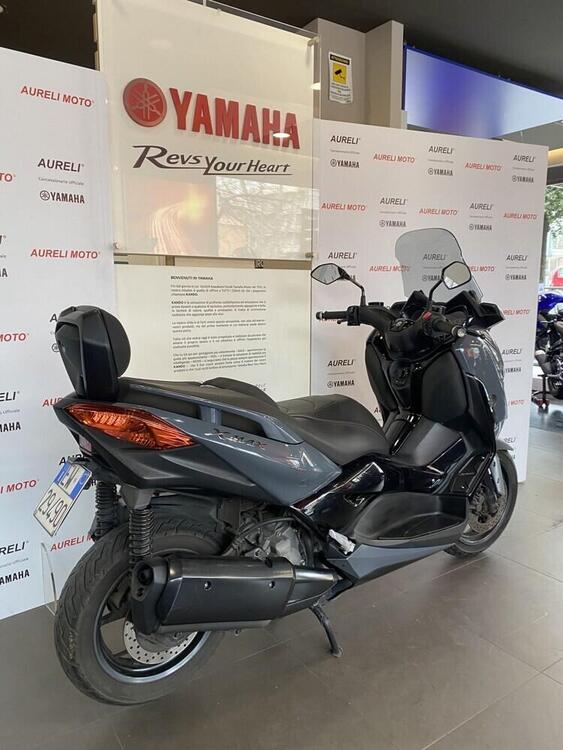 Yamaha X-Max 300 Tech Max (2020) (3)