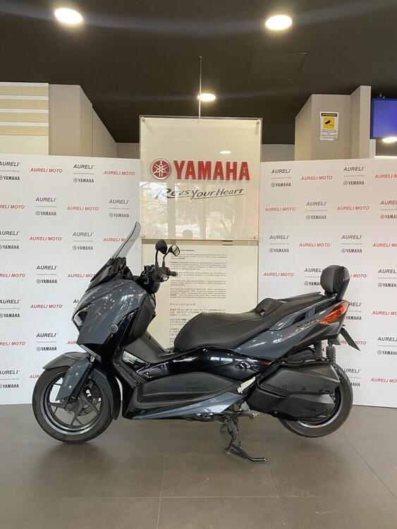 Yamaha X-Max 300 Tech Max (2020) (5)