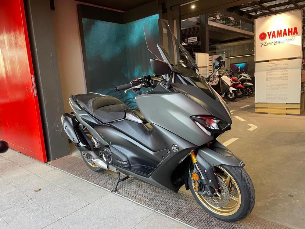 Yamaha T-Max 560 Tech Max (2021) (2)