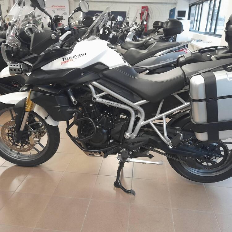 Triumph Tiger 800 XC (2011 - 12) (2)