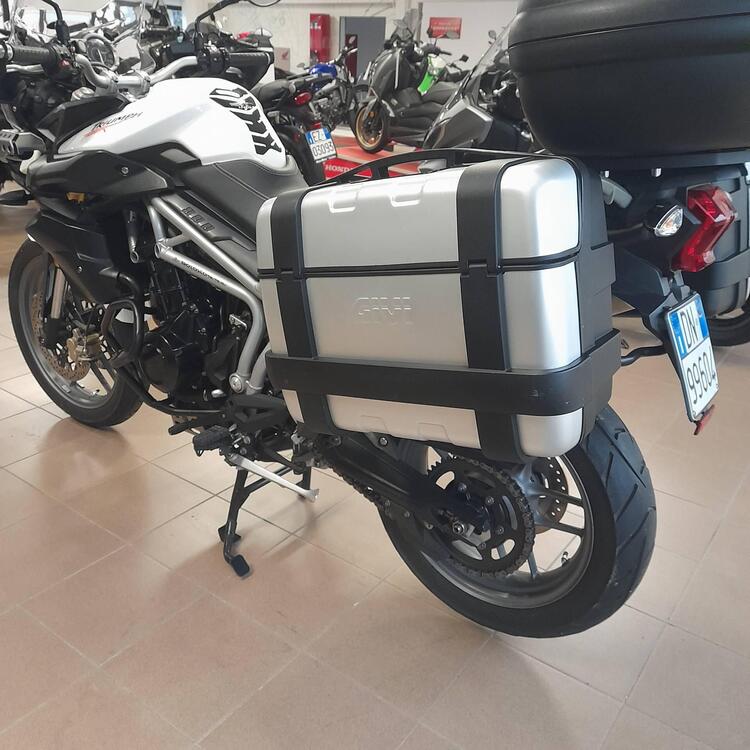 Triumph Tiger 800 XC (2011 - 12) (3)