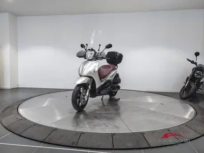 Piaggio Beverly 350 ABS (2016 - 20) usata