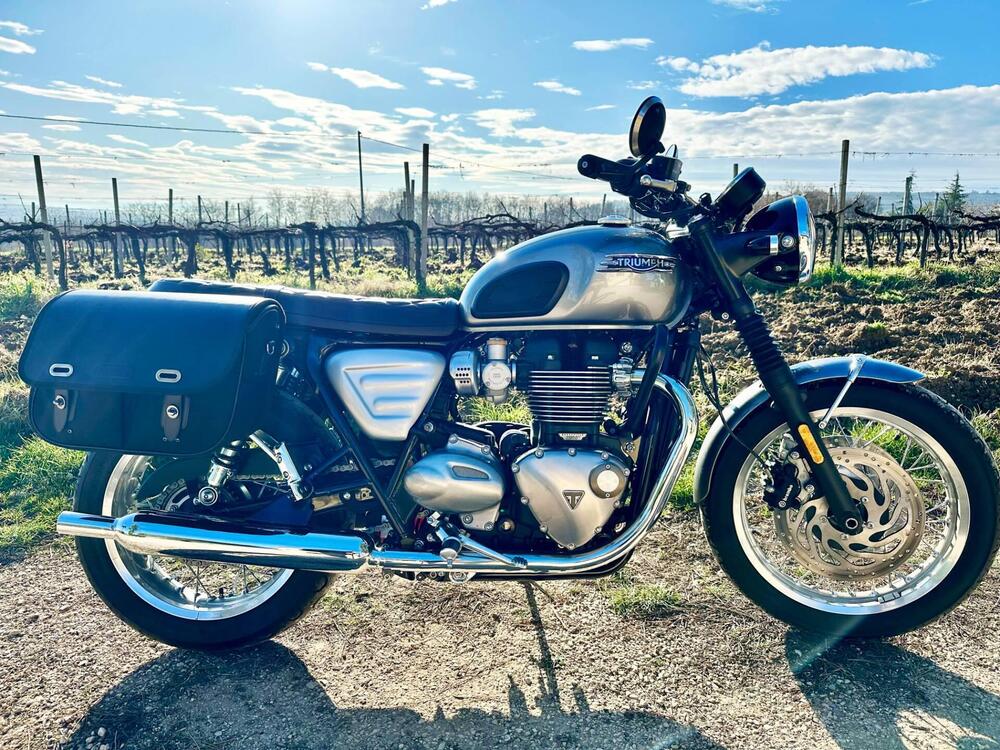 Triumph Bonneville T120 Gold Line Edition (2022 - 23)