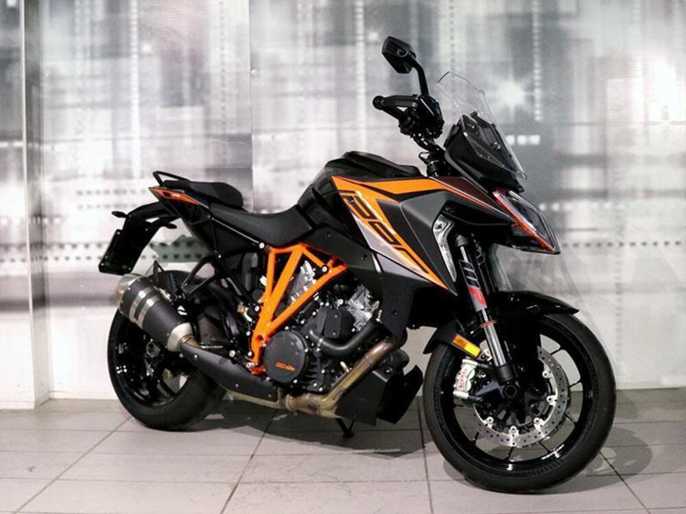 KTM 1290 Super Duke GT (2019 - 20)