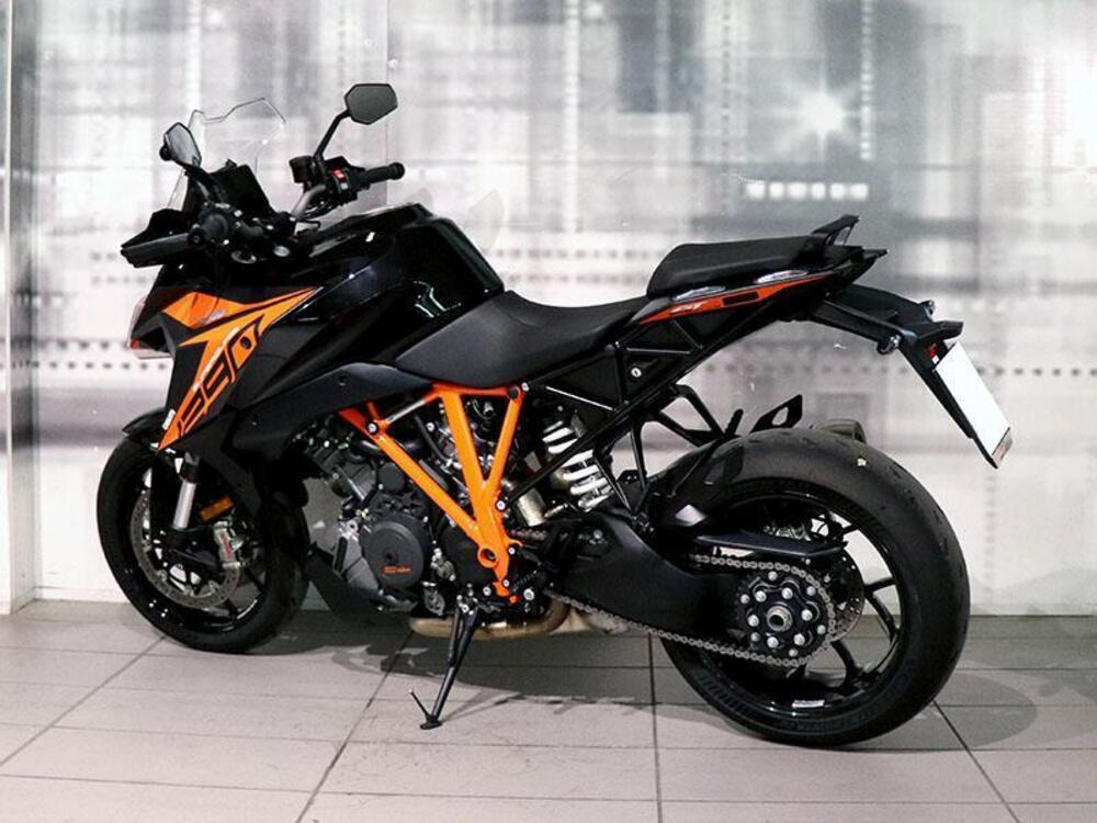 KTM 1290 Super Duke GT (2019 - 20) (2)