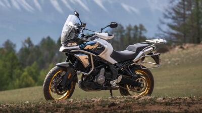 CFMOTO 700MT Adventure