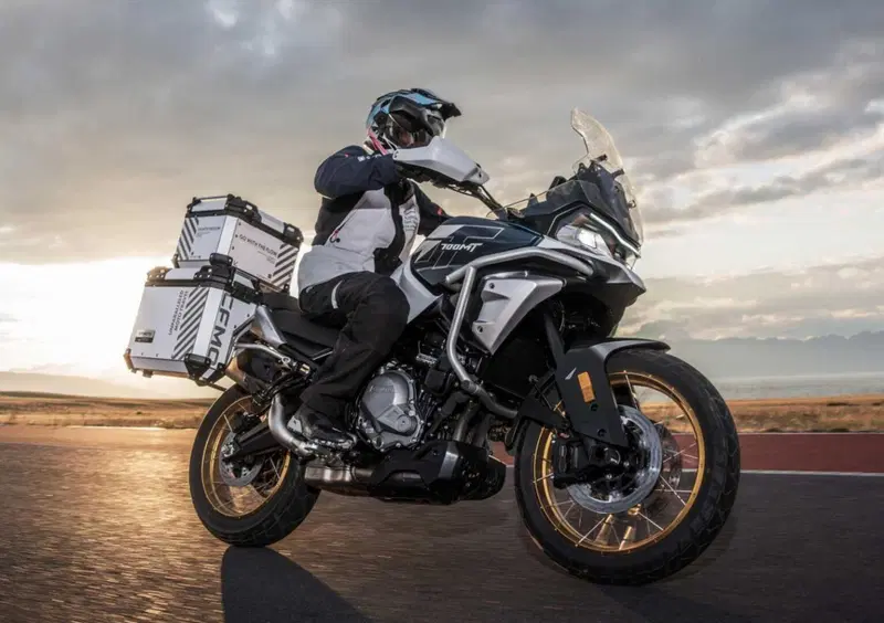 CFMOTO 700MT Adventure 700MT Adventure (2025 - 26) (7)