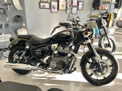 Royal Enfield Super Meteor 650 (2023 - 26) nuova