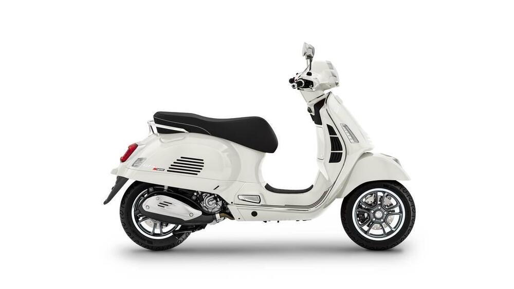 Vespa GTS 310 Super (2025) (4)