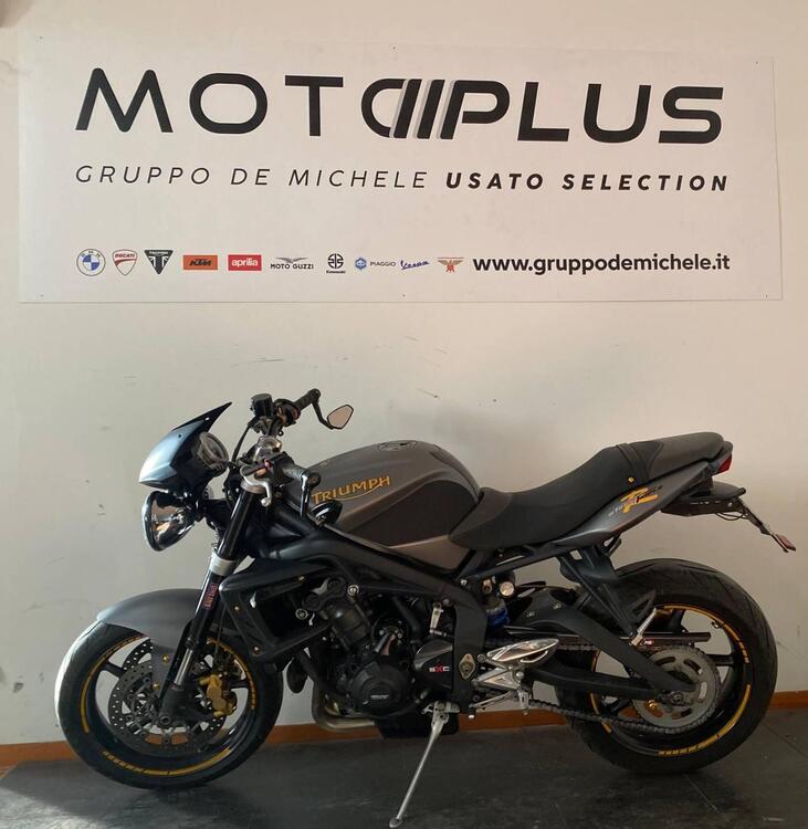 Triumph Street Triple R (2009 - 12) (2)