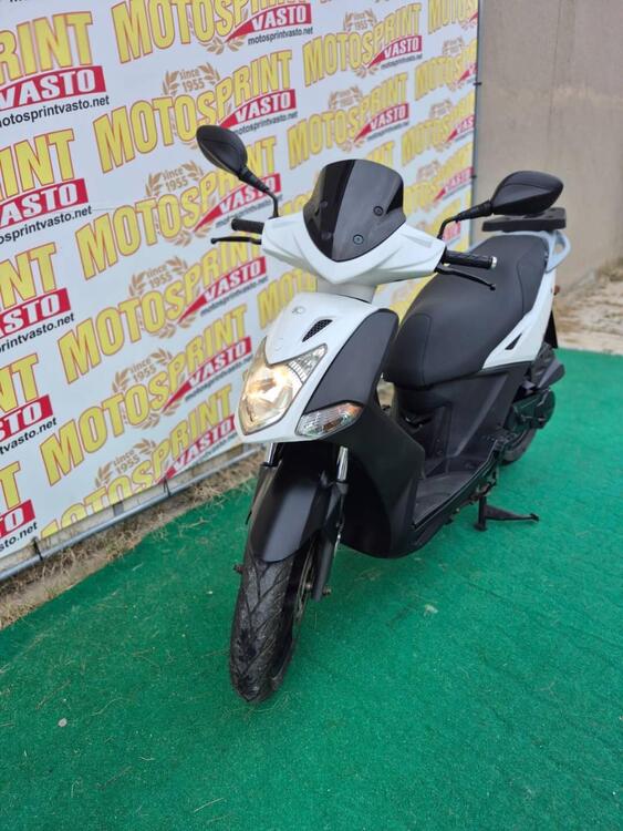 Kymco Agility 50 R10 (2007 - 14) (3)