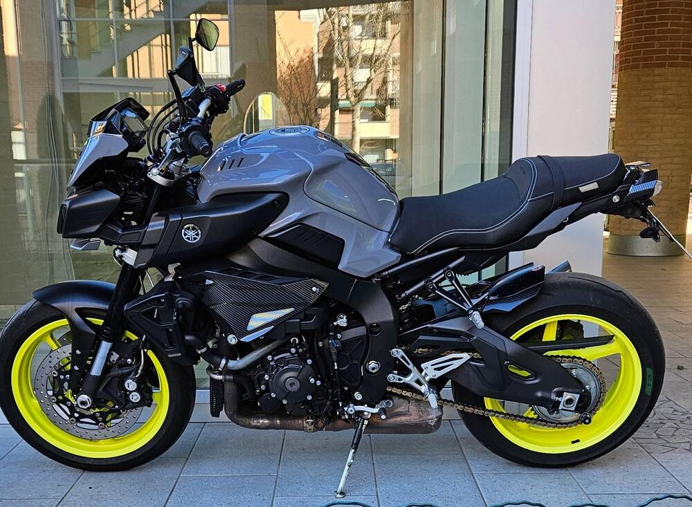 Yamaha MT-10 ABS (2016 - 17) (2)