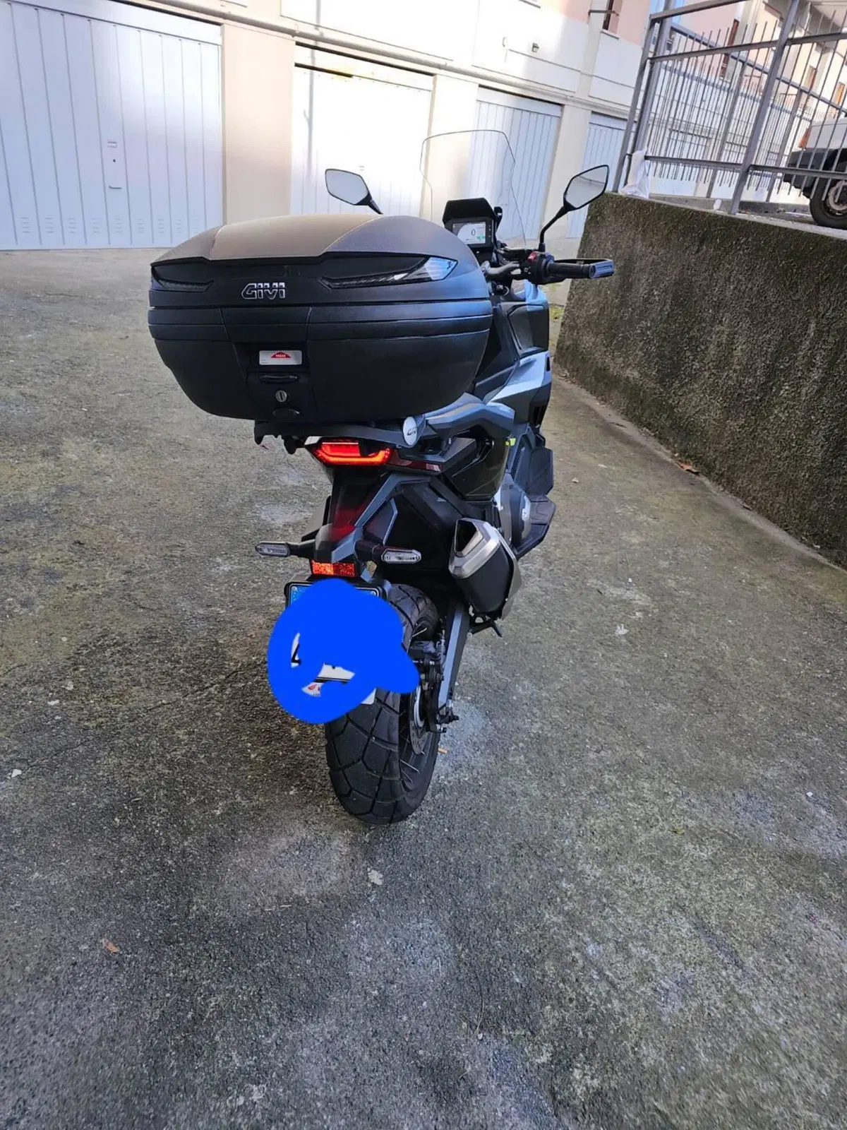 Honda X-ADV 750 DCT (2021 - 24) (2)