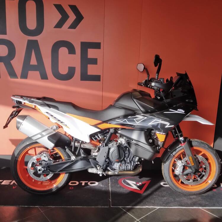 KTM 890 SMT (2023 - 25)