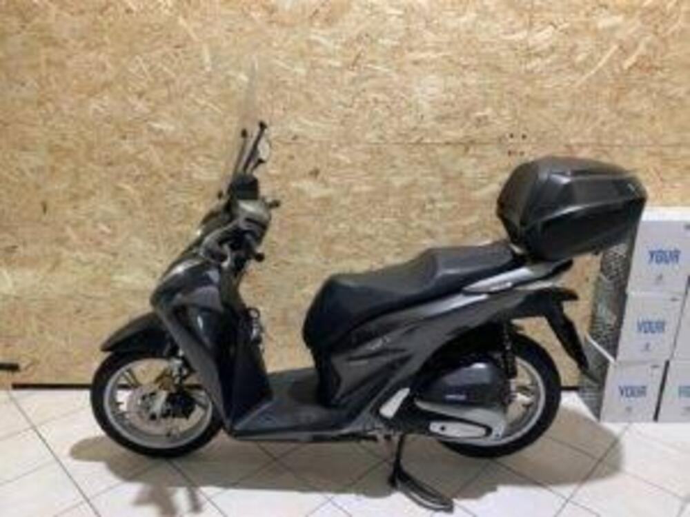 Honda SH 150i (2020 - 25) (2)