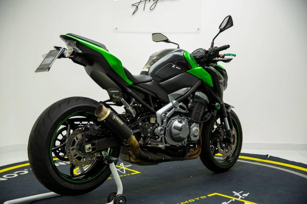 Kawasaki Z 900 (2017 - 18) (4)