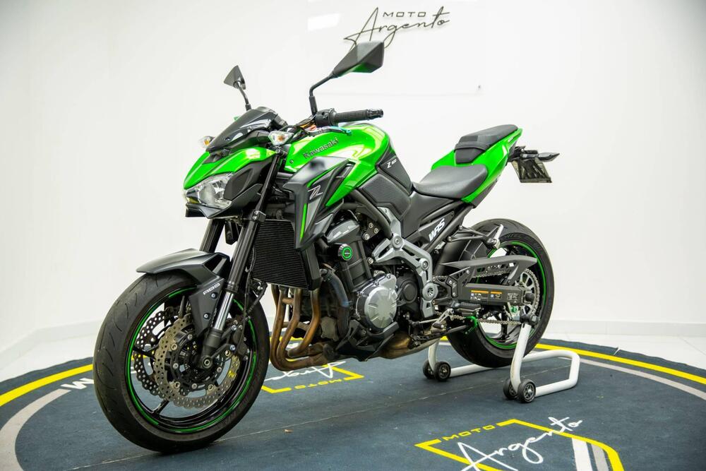 Kawasaki Z 900 (2017 - 18) (3)