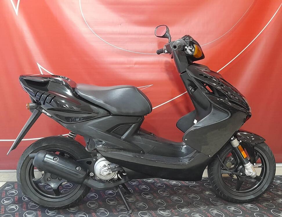 Yamaha Aerox 50 R (2007 - 18) (2)