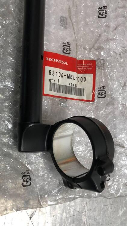 MANUBRIO DESTRO PER HONDA CBR 1000 RR CODICE 53100 (2)