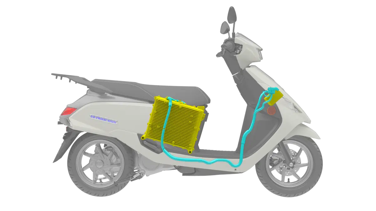 Suzuki presenta il suo primo scooter elettrico (4)