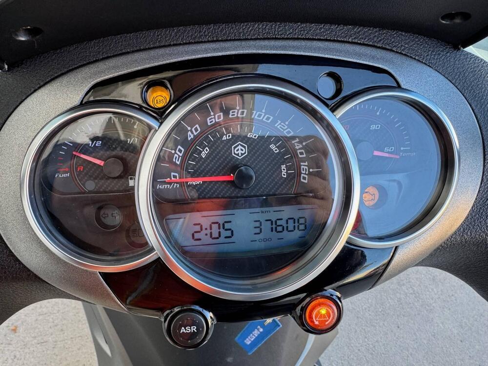 Piaggio Beverly 350 S ABS (2019 - 20) (4)