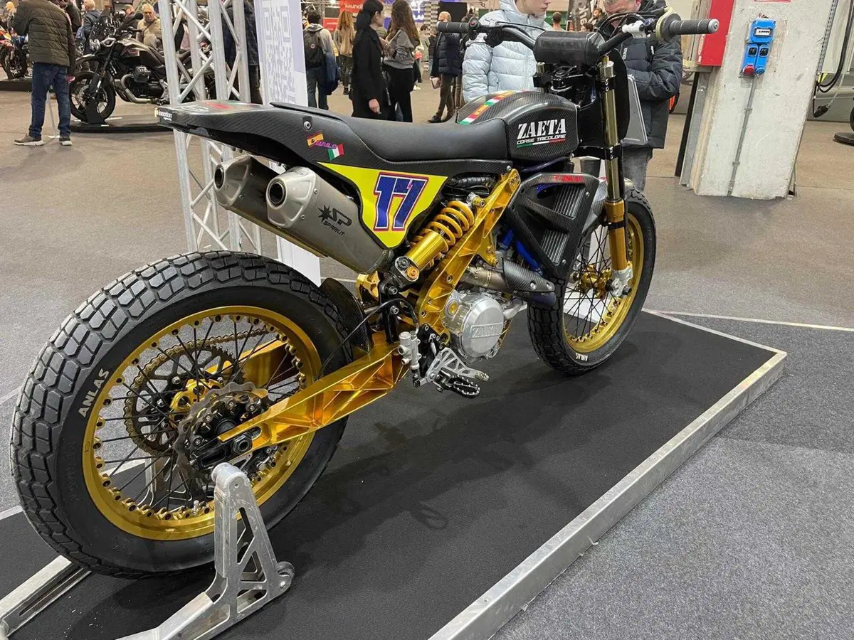 Zaeta DT450 RS, il prototipo made in Italy per il Mondiale Flat Track [GALLERY] (2)